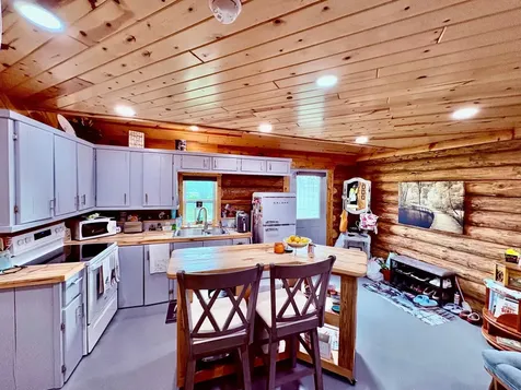 4284 Logan Road NW Baudette MN 56623