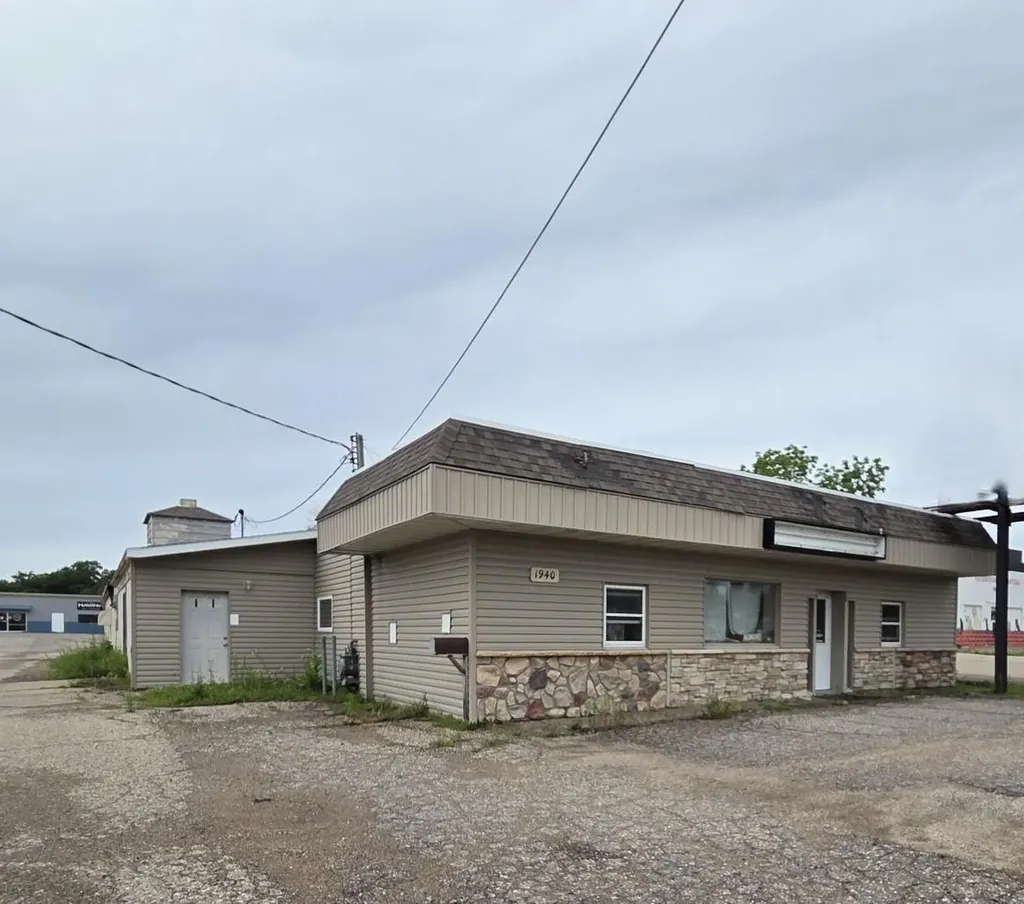 1930 S Cedar Avenue Owatonna MN 55060