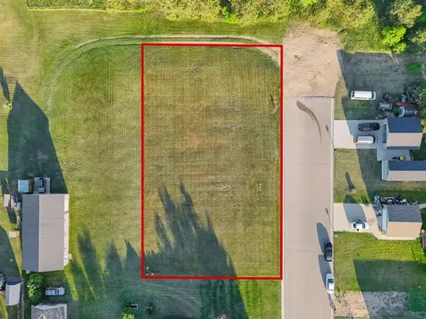 707 4th St SE Perham MN 56573