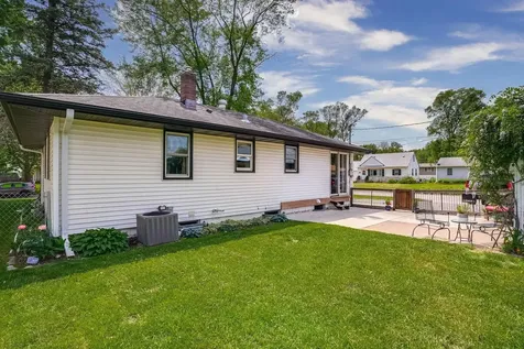 1783 Pinewood Drive Shoreview MN 55126