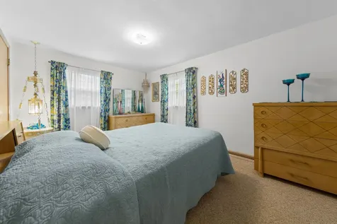 219 Floral Avenue Mankato MN 56001