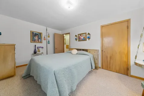 219 Floral Avenue Mankato MN 56001