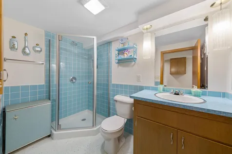 219 Floral Avenue Mankato MN 56001