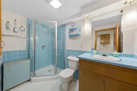 219 Floral Avenue Mankato MN 56001