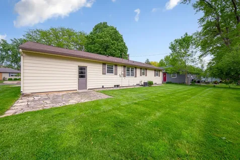 219 Floral Avenue Mankato MN 56001