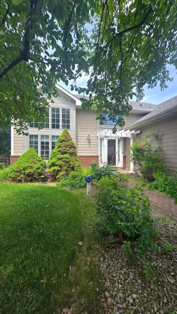 4708 Impatiens Avenue N Brooklyn Park MN 55443