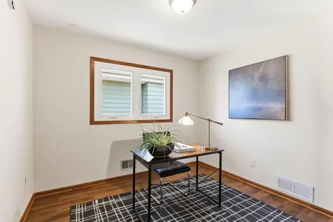 936 Jefferson Avenue Saint Paul MN 55102