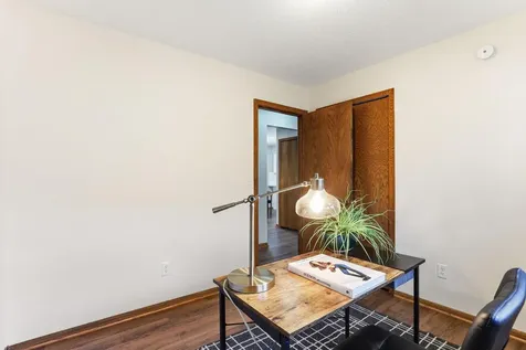 936 Jefferson Avenue Saint Paul MN 55102