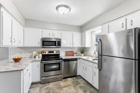936 Jefferson Avenue Saint Paul MN 55102