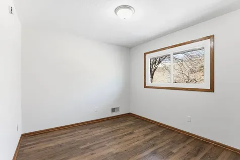 936 Jefferson Avenue Saint Paul MN 55102