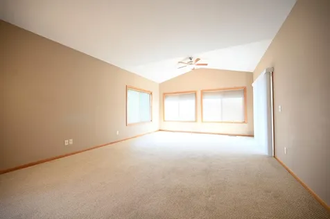 461 Roundhouse Street Shakopee MN 55379