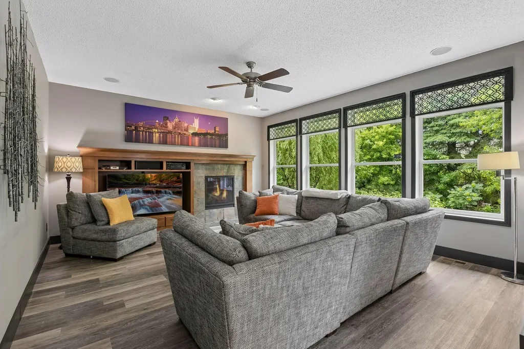 18934 63rd Place N Maple Grove MN 55311