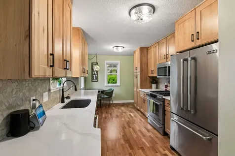 812 NE Main Street Minneapolis MN 55413
