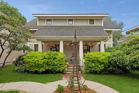 812 NE Main Street Minneapolis MN 55413