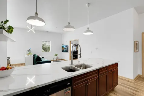 2850 Cedar Avenue S Minneapolis MN 55407