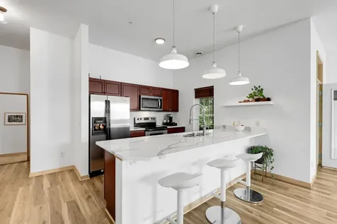 2850 Cedar Avenue S Minneapolis MN 55407