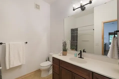 2850 Cedar Avenue S Minneapolis MN 55407