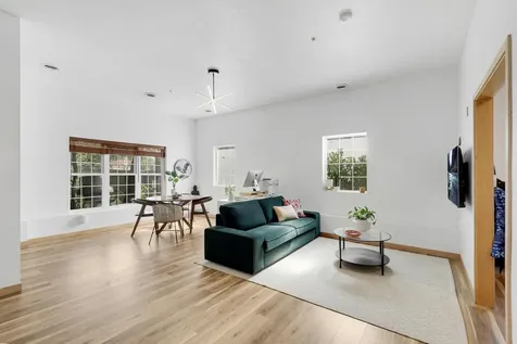 2850 Cedar Avenue S Minneapolis MN 55407