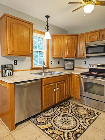 206 Pine Street SW New London MN 56273