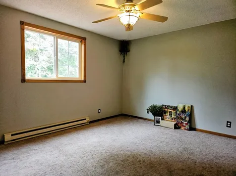 206 Pine Street SW New London MN 56273
