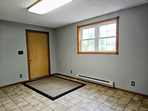 206 Pine Street SW New London MN 56273