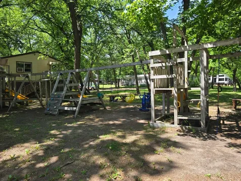 42502 Unit 57 240th Henning MN 56551