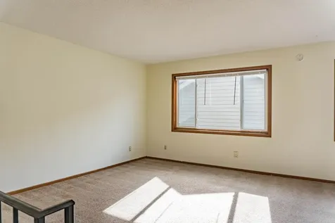 904 9th Avenue SE Minneapolis MN 55414