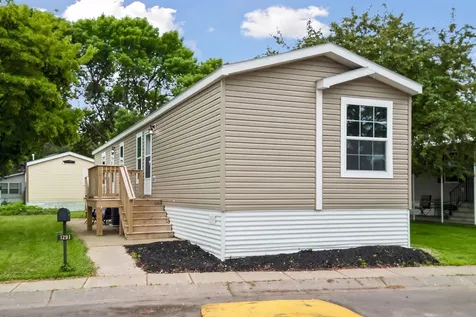 1291 Piper Drive W New Brighton MN 55112
