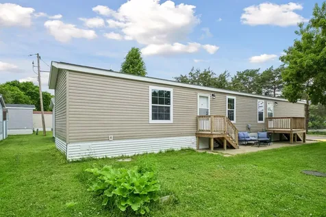 1291 Piper Drive W New Brighton MN 55112