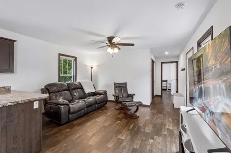 1291 Piper Drive W New Brighton MN 55112
