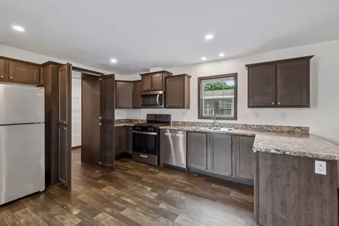 1291 Piper Drive W New Brighton MN 55112
