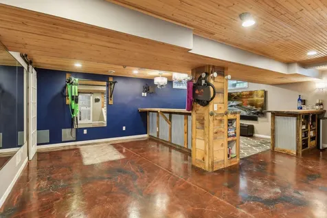 4145 Zenith Avenue N Robbinsdale MN 55422
