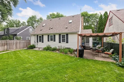 4145 Zenith Avenue N Robbinsdale MN 55422