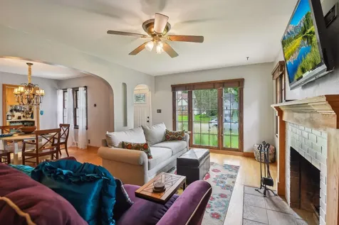 4145 Zenith Avenue N Robbinsdale MN 55422