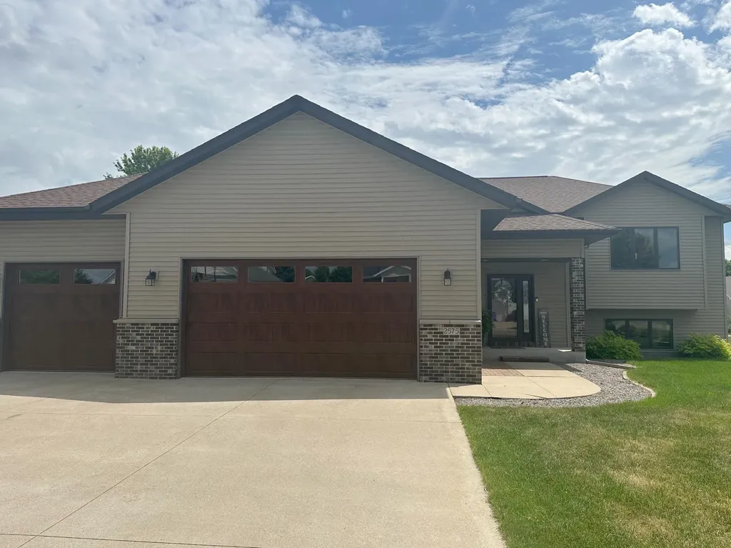 2575 Fox Hollow Lane Owatonna MN 55060