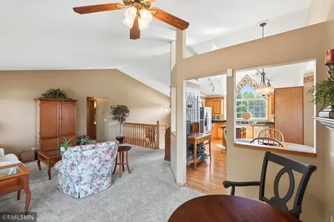 893 Marnie Circle S Maplewood MN 55119