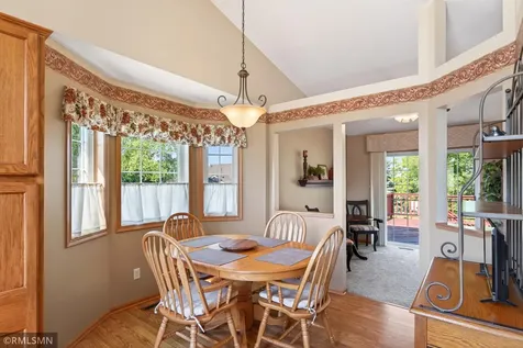 893 Marnie Circle S Maplewood MN 55119