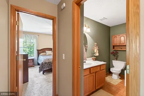 893 Marnie Circle S Maplewood MN 55119