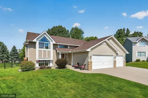 893 Marnie Circle S Maplewood MN 55119
