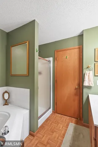 893 Marnie Circle S Maplewood MN 55119