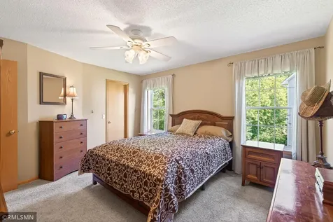 893 Marnie Circle S Maplewood MN 55119