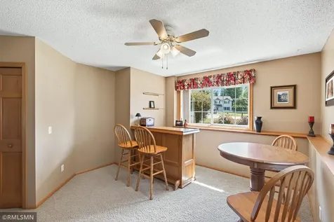 893 Marnie Circle S Maplewood MN 55119