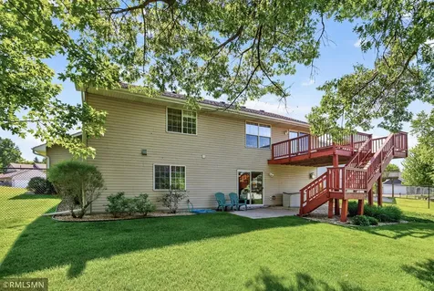 893 Marnie Circle S Maplewood MN 55119