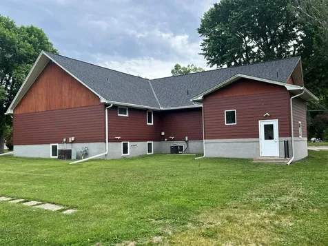 605 9th Avenue Clarkfield MN 56223