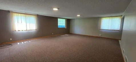1933 Wilby Road Albert Lea MN 56007