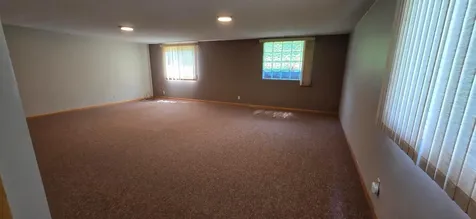 1933 Wilby Road Albert Lea MN 56007