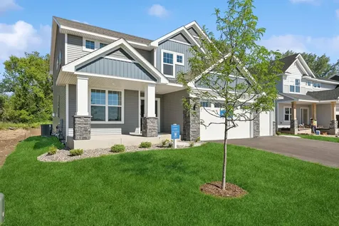 4024 Heath Avenue N Oakdale MN 55128