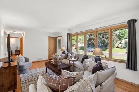 1056 Glenhill Road Shoreview MN 55126