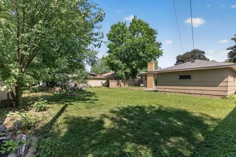 1056 Glenhill Road Shoreview MN 55126