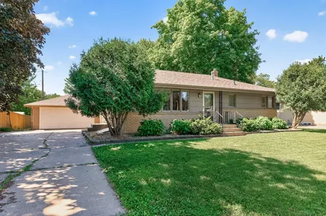 1056 Glenhill Road Shoreview MN 55126